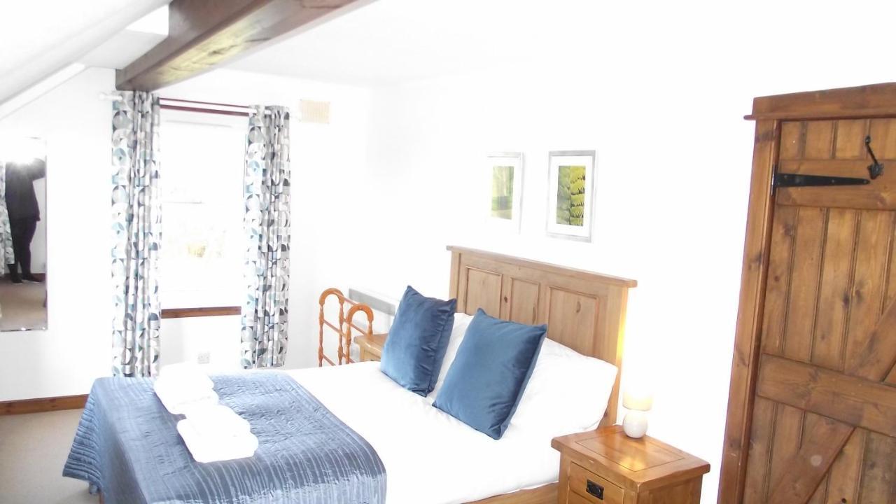 Craobh Marina Cottages Craobh Haven Екстериор снимка